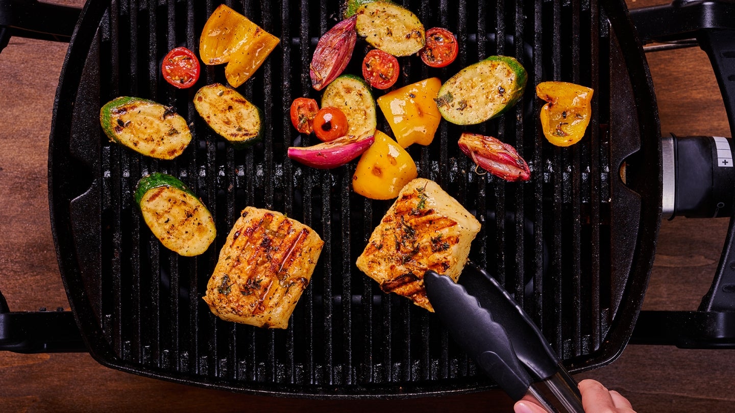 Halloumi und Gemuese grillen