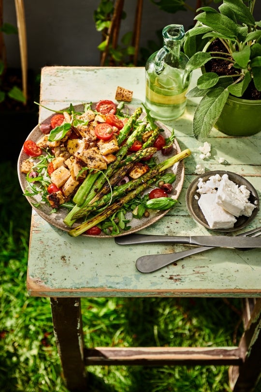 Mediterranean BBQ salad