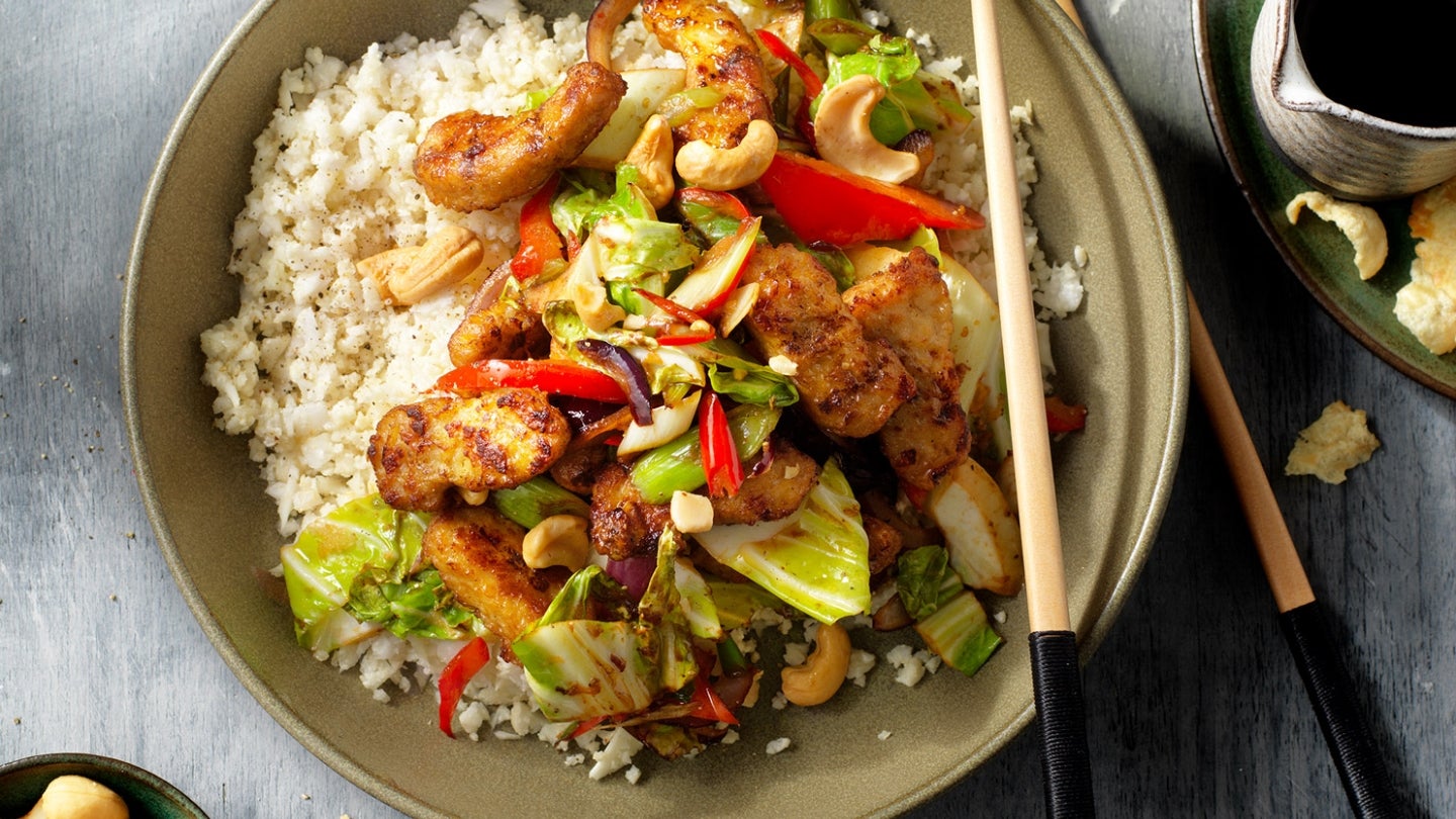 No Waste Blumenkohlreis mit veganen Filet-Stücken No Waste Blumenkohlreis mit veganen Filet-Stücken