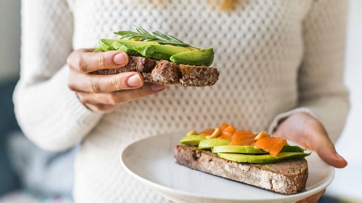 Avocado Lachs Brot